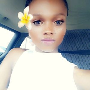 Meet your Posher, Paris